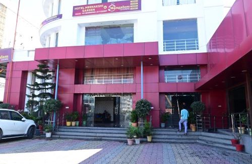 Dehradun Hotel | Hotel Meenakshi Garden