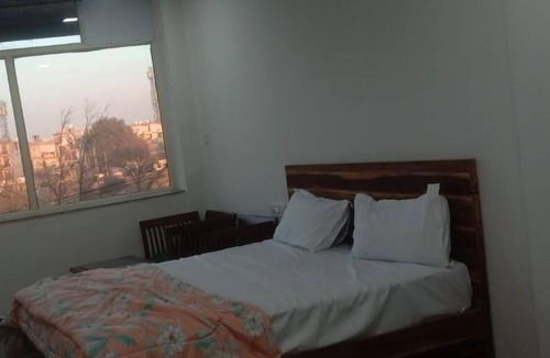 New Delhi Hotel | Hotel Mid Town