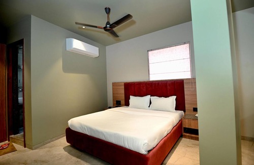 Bhinmal Hotel | Hotel Minaxi Palace