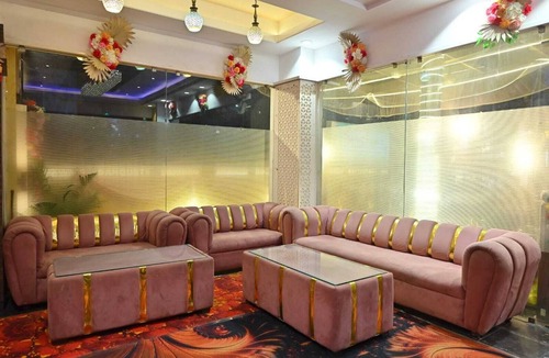Kalyanpur Hotel | Hotel MNG The Platinum