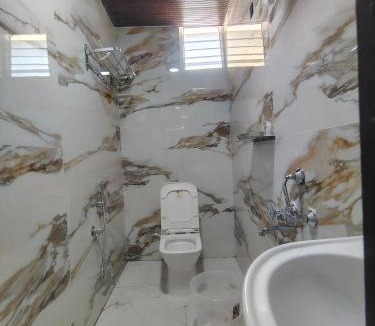 Vijayawada Hotel | HoTEL MOKSHA GRAND