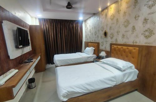 Vijayawada Hotel | HoTEL MOKSHA GRAND