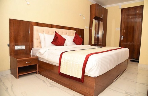 Shimla Hotel | Hotel Moonlake