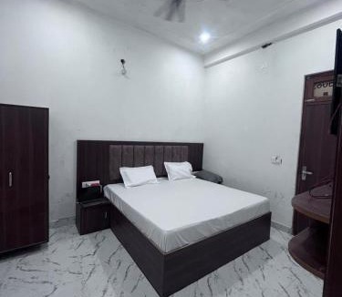 Mathura House | Hotel motilal residency