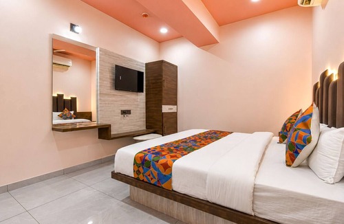 Parbhani Hotel | Hotel Narayanee