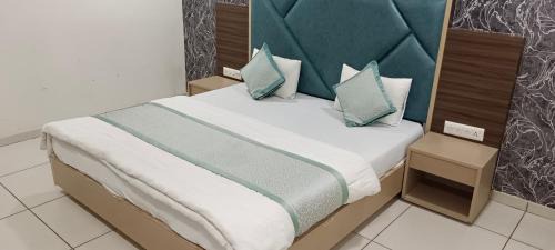 Ahmedabad Hotel | Hotel Nest View In