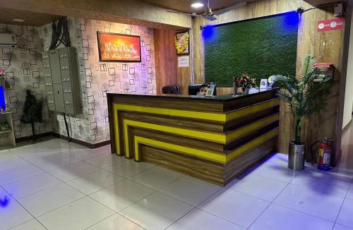 Vadodara Hotel | Hotel New Shiv Kunj