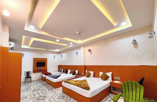 Ayodhya Hotel | Hotel Nirmala Palace Ayodhya Near Ram Mandir