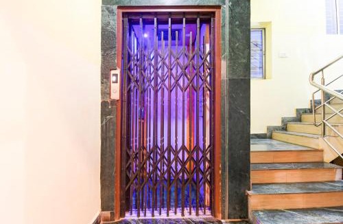 Rajarhat Hotel | Hotel O Akankha More Bus Terminal Formerly Bhumi Inn