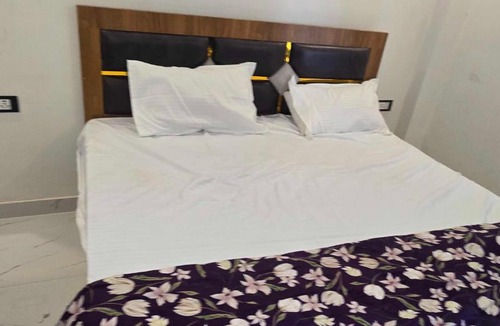 Soraon Hotel | Hotel O Awadh Stay Inn
