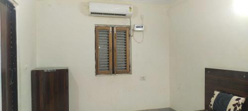 Vrindavan Hotel | Hotel O by OYO GRG RESORT