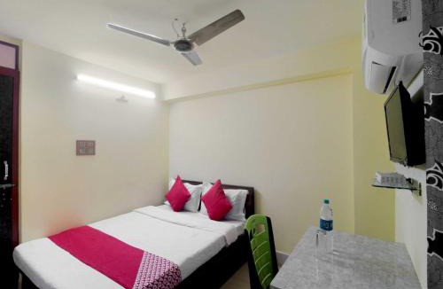 Medinipur Hotel | Hotel O by OYO Shyam Guest House