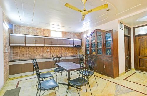 Faridabad Hotel | Hotel O Dazzle Inn
