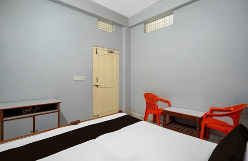 Bhongir Hotel | Hotel O Ekashila lodge