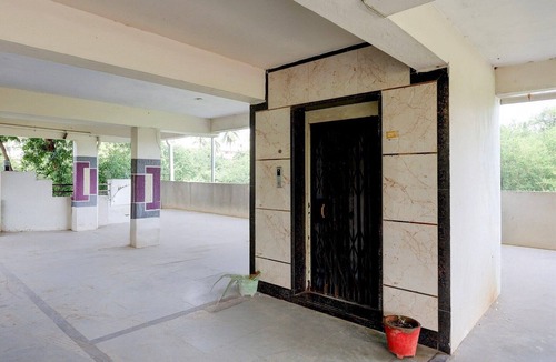 Vijayawada House | Hotel O Enikepadu Akshaya