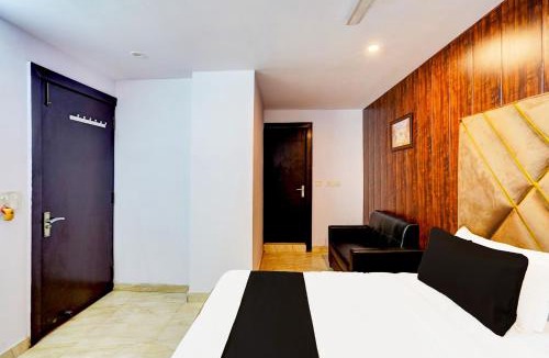 Vasundhara Hotel | Hotel O Golden Inn