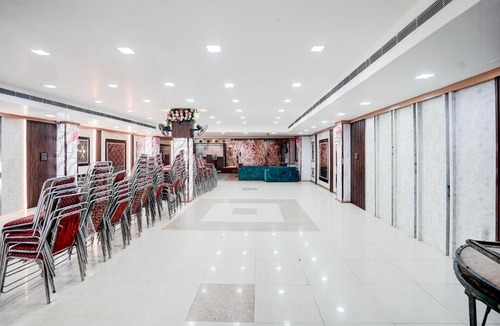 Kanpur Hotel | Hotel O Govind Nagar Kanpur Formerly Maharoopa Palace