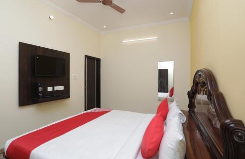 Indira Nagar Hotel | Hotel O Greenview Inn
