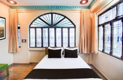 Karchana Hotel | Hotel O Guru Kripa