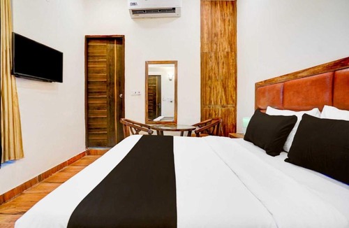 Indirapuram Hotel | Hotel O Indirapuram Premium