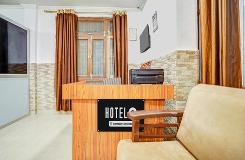 Mohangarh Hotel | Hotel O Jankipuram Vikas Nagar