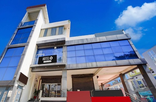 Gomti Nagar House | Hotel O Khargapur Ring Road Formerly Shimla Grand