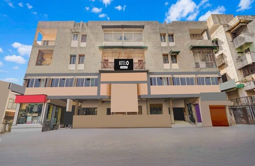 Ahmedabad House | Hotel O Maninagar East