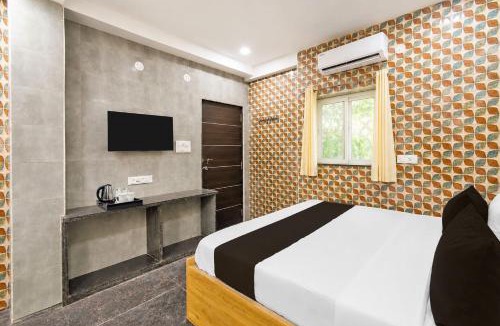 Hyderabad Hotel | Hotel O Nampally Grand