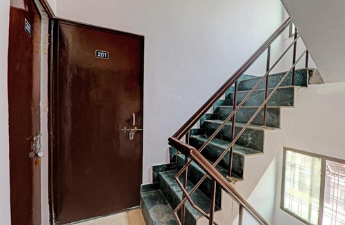Indira Nagar Hotel | Hotel O Raama