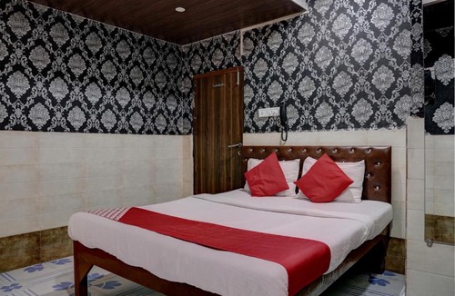 Vashi Hotel | Hotel O Sapna Residency