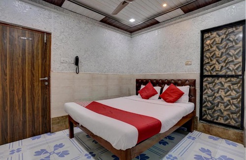 Vashi Hotel | Hotel O Sapna Residency