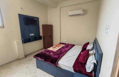 Alambagh Hotel | Hotel O Sapphire Grand