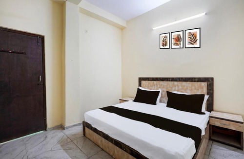 Ghaziabad Hotel | Hotel O Sector 12 Ghaziabad Formerly VIP Inn