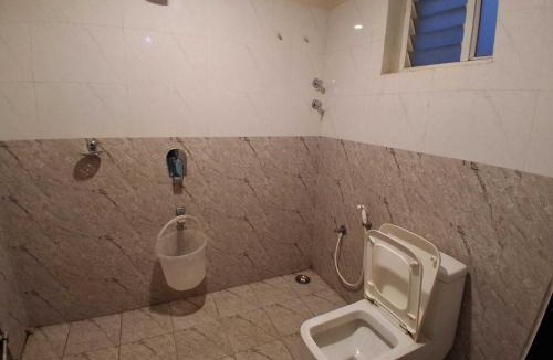 Rajahmundry Hotel | Hotel O SEERA ELITE