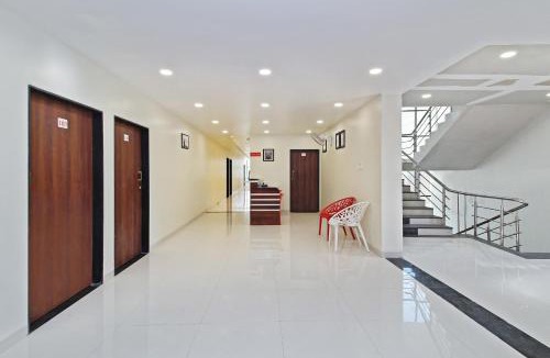 Aurangabad Hotel | Hotel O Shiv Shahi The Leaf Lodging