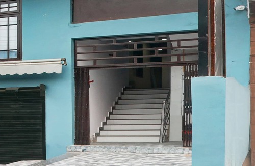 Lucknow House | Hotel O Shri Buddheshwar Temple Lucknow