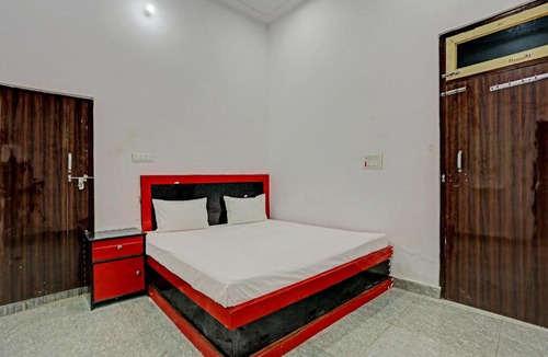 Bhongaon Hotel | Hotel O Soft Petal Residency