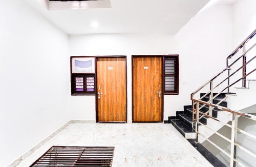 Udyog Vihar Hotel | Hotel O STAY 97 RESIDENCY