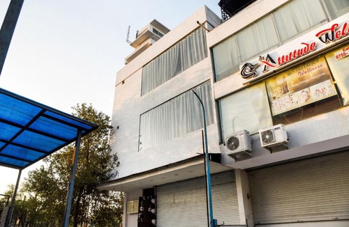 Bhopal Hotel | Hotel O StayCraft