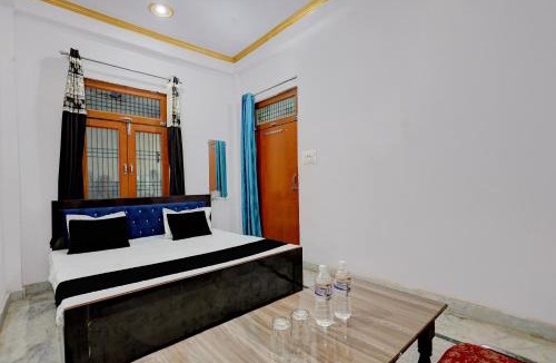 Sultanpur Hotel | Hotel O Surya guest house