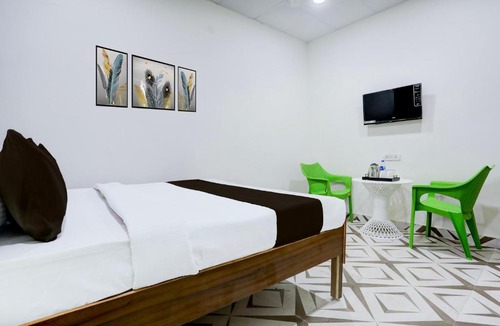 Faridabad Hotel | Hotel O THE LAVISH COTTAGE