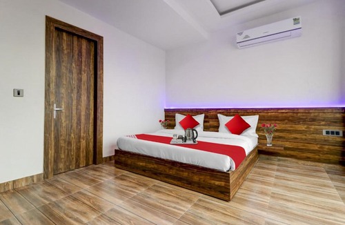 Faridabad Hotel | Hotel O Times Square