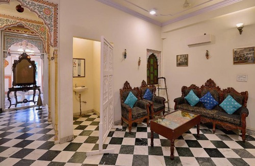 Vaishali Nagar Hotel | Hotel O Tordi Haveli