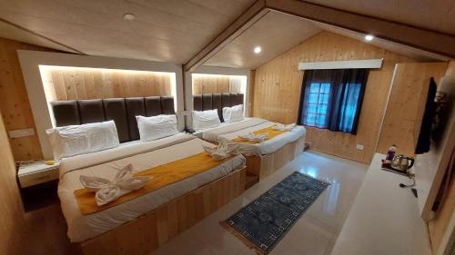 Laripora Hotel | Hotel Outlook - Pahalgam