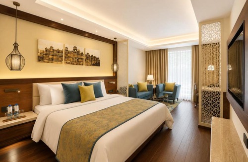 Aerocity Hotel | Hotel Oxmo Delhi Airport