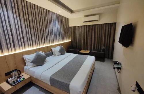 Ahmednagar Hotel | Hotel Paradise Ahilyanagar