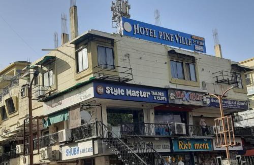 Ahmedabad Hotel | Hotel Pine Ville