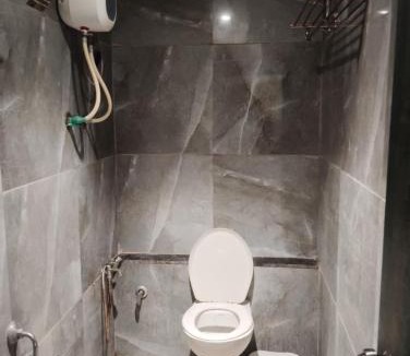 Ahmedabad Hotel | Hotel Pinnacle Sky