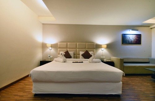 Paldi Hotel | Hotel Platinum Inn