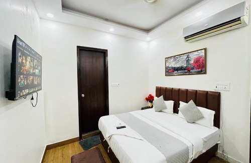 Ghaziabad Hotel | Hotel PP Tower - Near Ghaziabad Railway Station